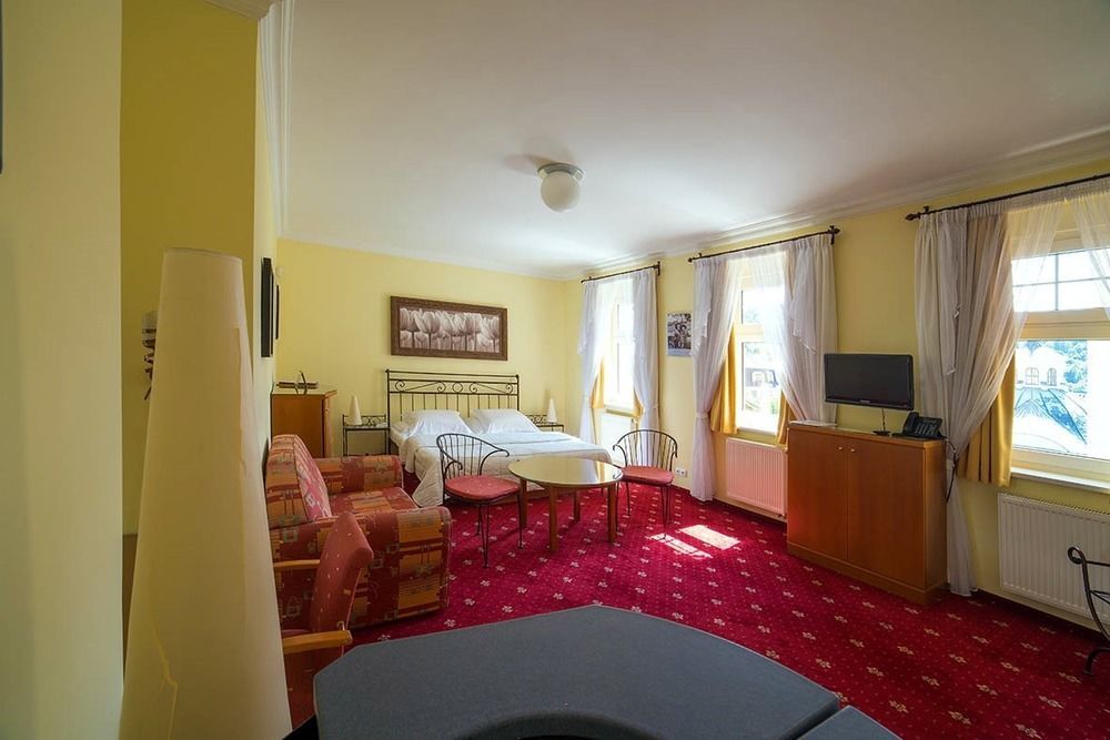 Festival Apartment Karlovy Vary Exterior photo